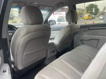 Hyundai SANTA GL