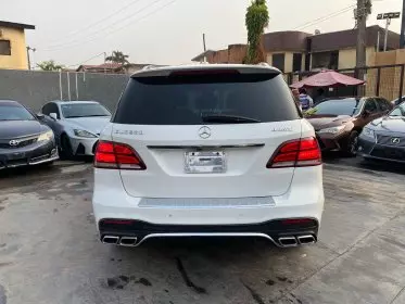 Mercedes-Benz ML 350