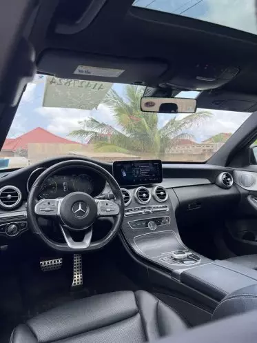 Mercedes-Benz C 300