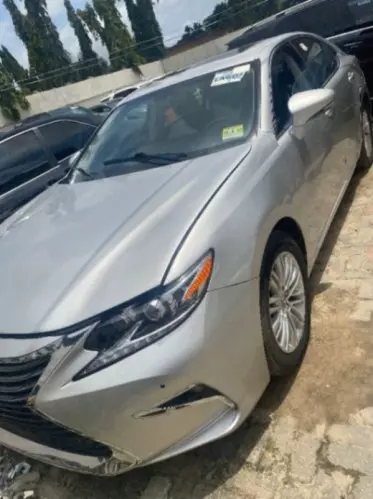 Lexus ES 350