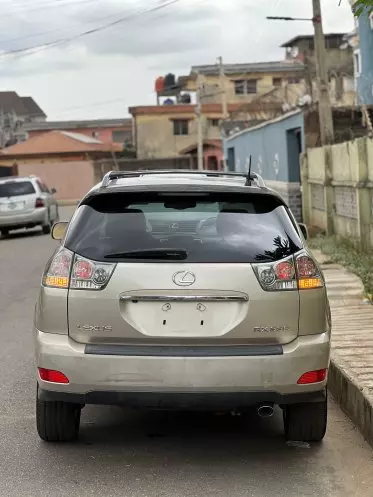 Lexus RX 330