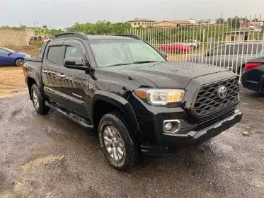 Toyota Tacoma