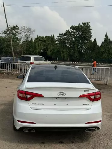 Hyundai SONATA 2,0L BVA / Cuir Luxury