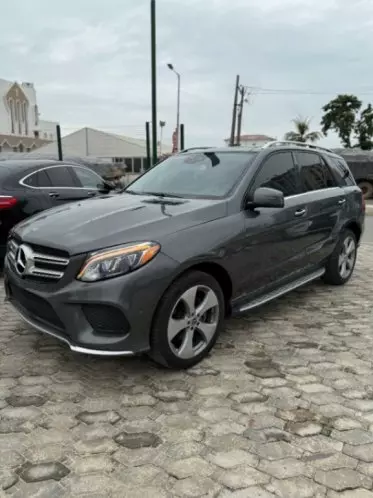 Mercedes-Benz GLE 350
