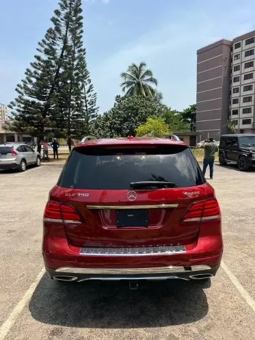 Mercedes-Benz GLE 350