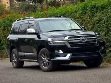 Toyota Landcruiser  V8