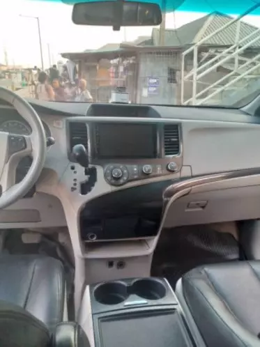 Toyota Sienna