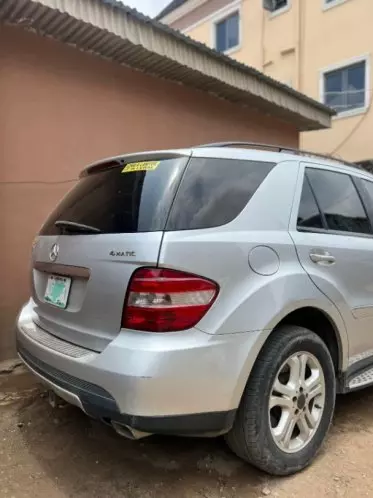 Mercedes-Benz ML 350