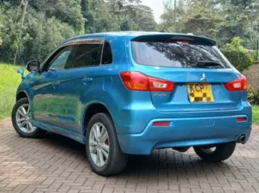 Mitsubishi RVR