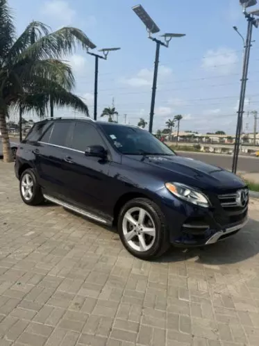 Mercedes-Benz GLE 400