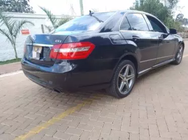 Mercedes-Benz E250