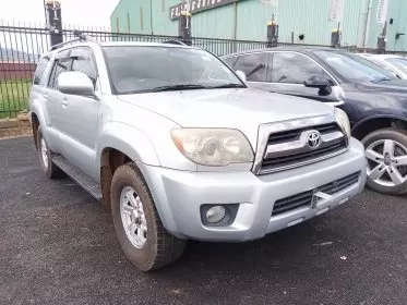 Toyota surf