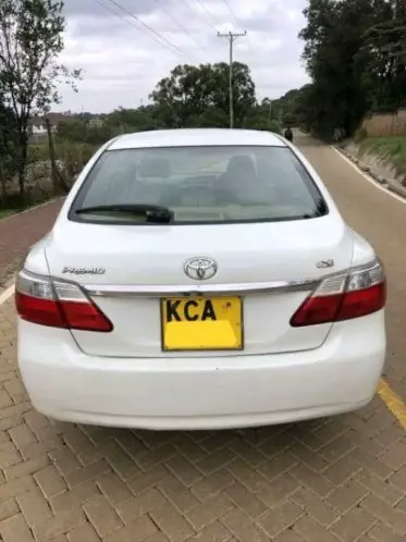 Toyota Premio 