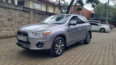 Mitsubishi RVR