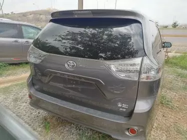 Toyota Sienna