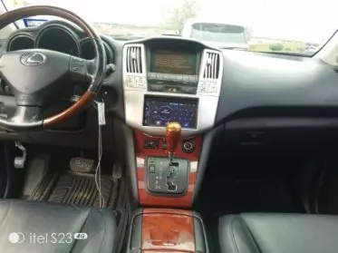 Lexus RX 330
