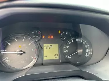 Toyota  Land Cruiser VXR V8