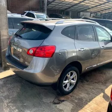 Nissan Rogue