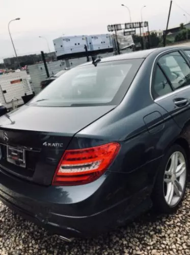 Mercedes-Benz C 300