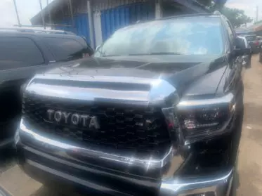 Toyota Sequoia