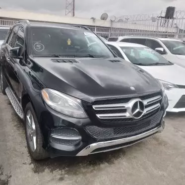 Mercedes-Benz GLE 350