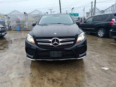 Mercedes-Benz GLE 350