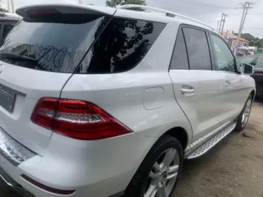 Mercedes-Benz ML 350