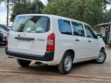 Toyota Succeed