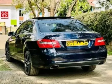 Mercedes-Benz E250
