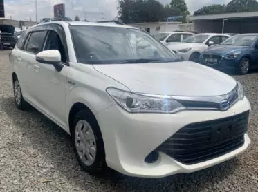 Toyota Fielder hybrid 
