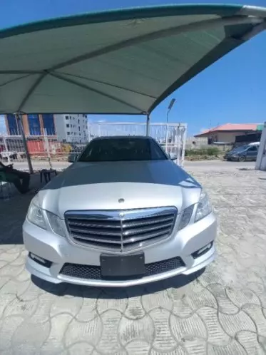 Mercedes-Benz E 350
