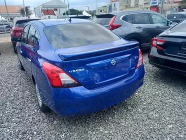 Nissan Versa