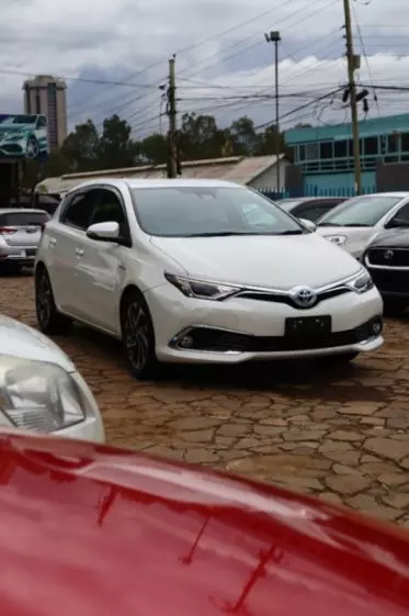 Toyota Auris Hybrid