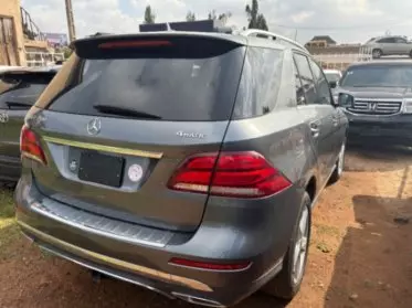 Mercedes-Benz GLE 350