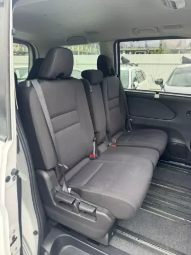 Nissan Serena Hybrid