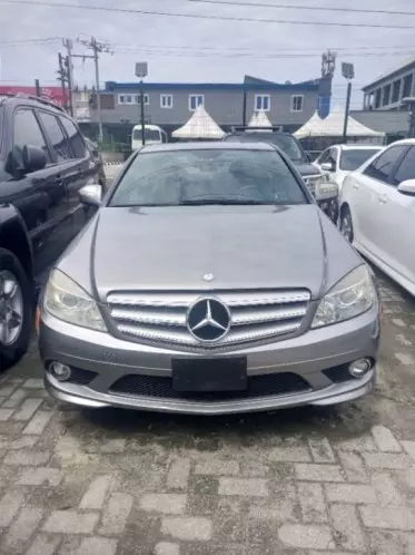 Mercedes-Benz C 300