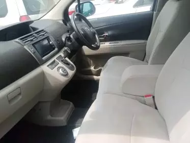 Toyota Passo Sette