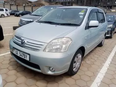 Toyota Raum