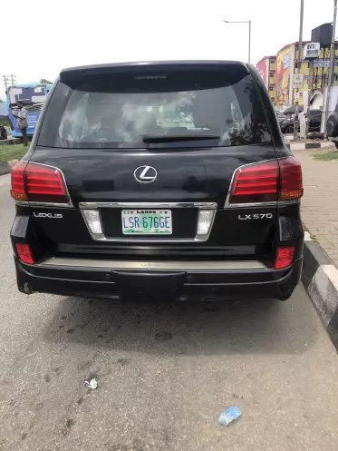 Lexus LX 570