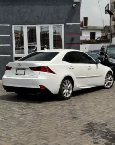 Lexus IS 250