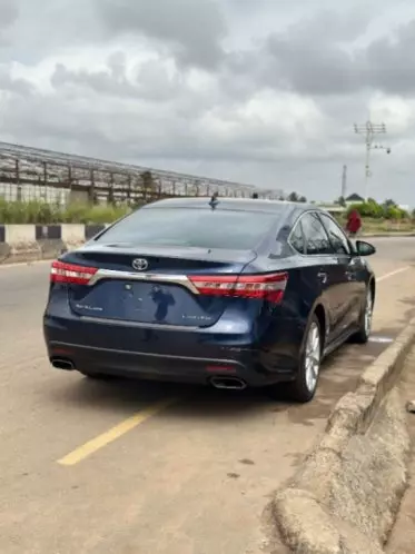 Toyota Avalon