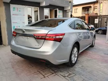 Toyota Avalon