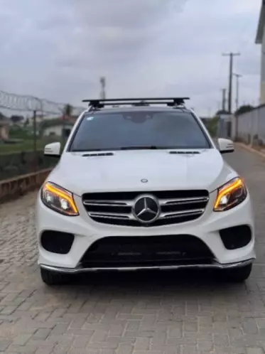 Mercedes-Benz GLE 350
