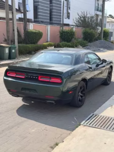 Dodge Challenger