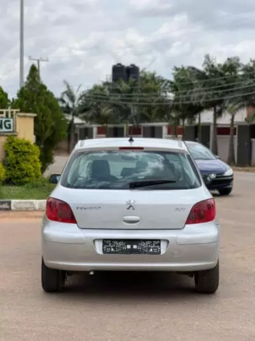 Peugeot 307