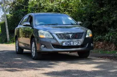 Toyota Premio 