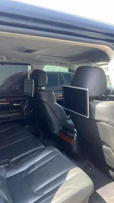 Lexus LX 570