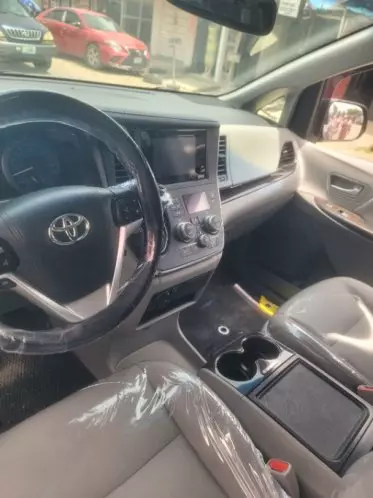 Toyota Sienna
