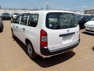 Toyota Succeed
