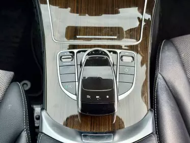 Mercedes-Benz C200